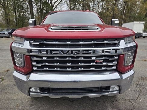 Used 2020 Chevrolet Silverado 2500 LTZ w/ LTZ Premium Package image 13