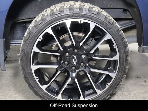 Used 2019 Chevrolet Silverado 1500 LTZ w/ LTZ Convenience Package image 37