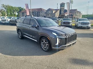 Used 2023 Hyundai Palisade Limited FWD video 1