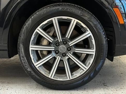 Used 2017 Audi Q7 3.0T Premium Plus w/ Premium Plus Package AWD/4WD image 37