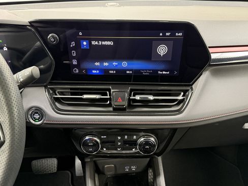 Used 2024 Chevrolet TrailBlazer RS w/ Convenience Package image 26