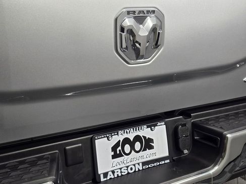 Used 2024 RAM 2500 Big Horn image 17