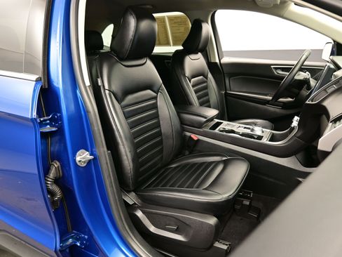 Used 2023 Ford Edge SEL w/ Convenience Package image 15