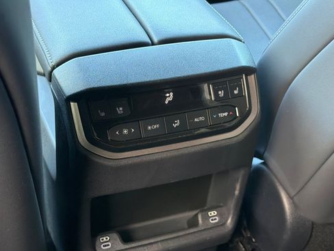 Certified 2025 Lexus TX 500h AWD image 16