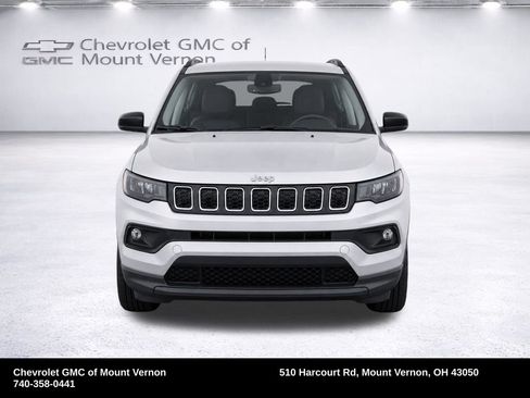 Used 2024 Jeep Compass Latitude AWD/4WD image 36