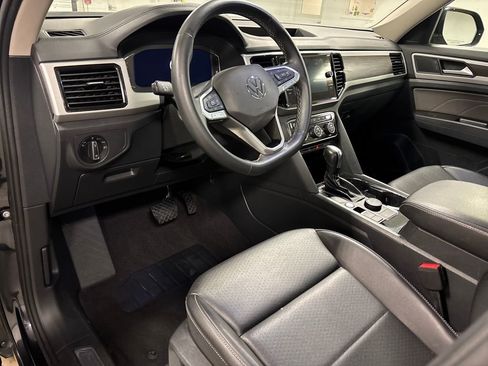 Used 2022 Volkswagen Atlas SE image 24