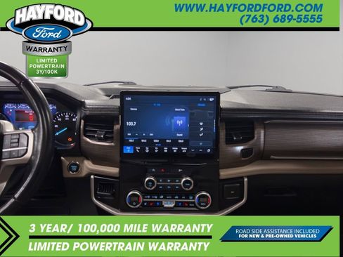 Used 2024 Ford Expedition Limited image 19