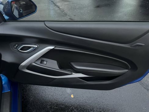 Used 2018 Chevrolet Camaro LS image 10