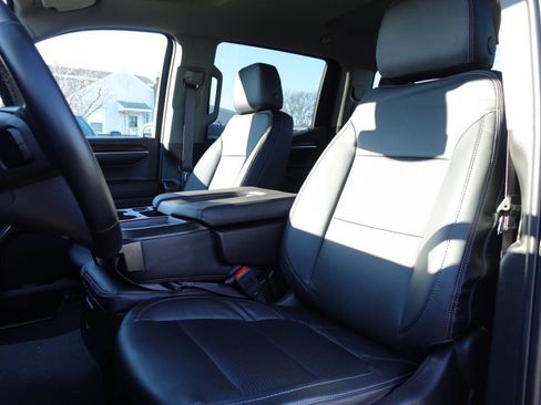 Used 2024 GMC Sierra 1500 Elevation image 14