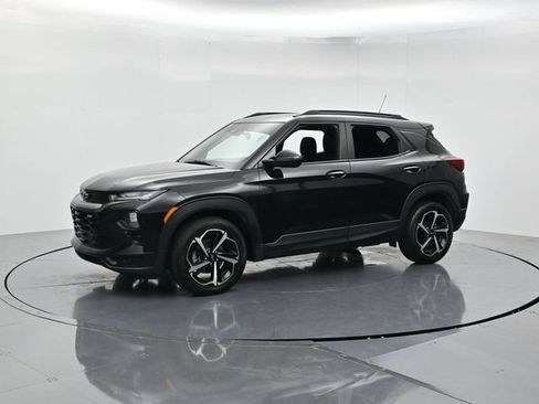 Used 2022 Chevrolet TrailBlazer RS FWD image 5
