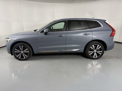 Used 2023 Volvo XC60 B5 Ultimate image 5