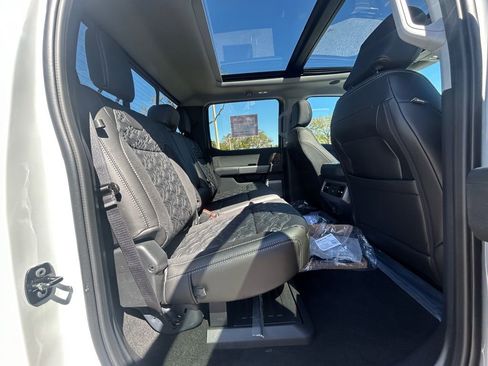 New 2026 Ford F250 Lariat w/ Black Appearance Package image 35