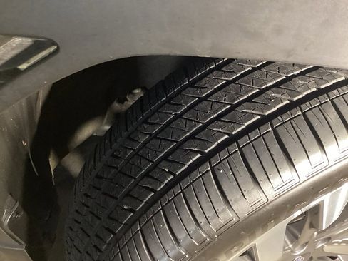 Used 2025 Subaru Forester Touring w/ Popular Package - Touring image 8