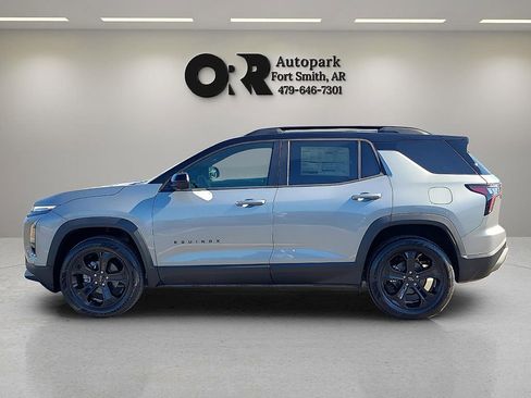 Used 2026 Chevrolet Equinox LT w/ Convenience Package II image 3