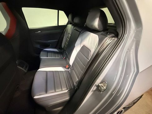 Used 2022 Volkswagen GTI Autobahn image 8