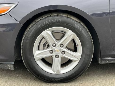 Used 2023 Chevrolet Malibu LT FWD image 32