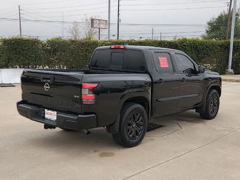 Certified 2022 Nissan Frontier SV image 5