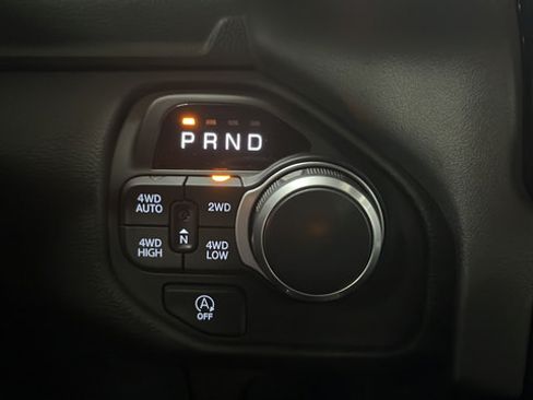 Used 2025 RAM 1500 Big Horn AWD/4WD image 22