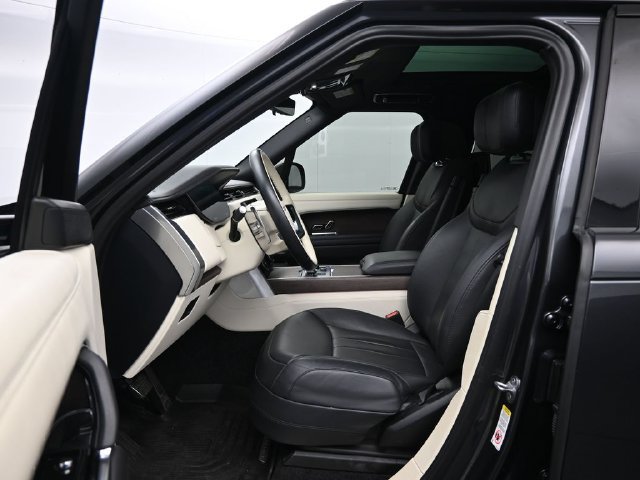 Used 2023 Land Rover Range Rover Long Wheelbase Autobiography AWD/4WD image 18