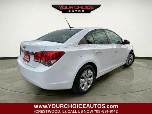 Used 2012 Chevrolet Cruze LS w/ Connectivity Package FWD image 5
