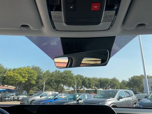 Used 2025 Hyundai Palisade SEL FWD image 21