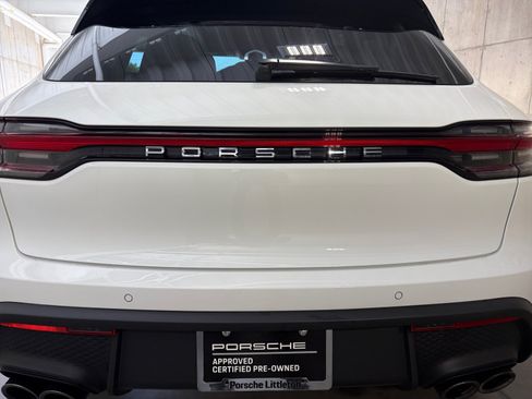 Certified 2026 Porsche Macan AWD/4WD image 17