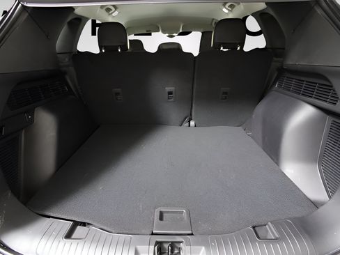 Used 2024 Ford Escape SE FWD image 9