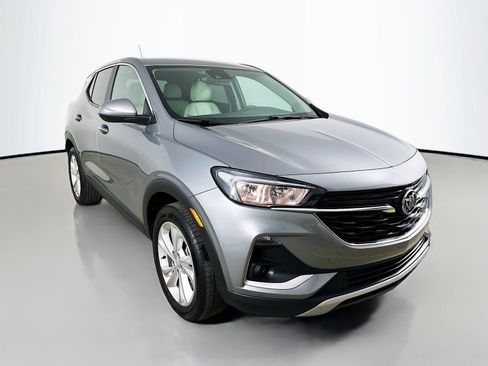 Used 2023 Buick Encore GX Preferred w/ Cold Weather Comfort Package FWD image 3