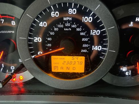 Used 2007 Toyota RAV4 Limited AWD/4WD image 13