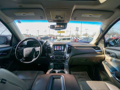 Used 2018 Chevrolet Tahoe LT w/ LT Signature Package image 15