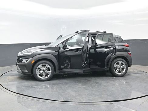 Used 2023 Hyundai Kona SEL AWD/4WD image 28