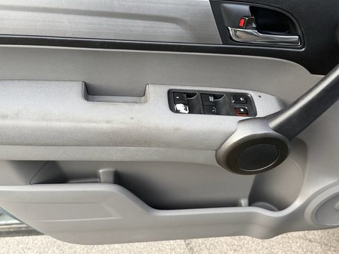 Used 2010 Honda CR-V LX image 23