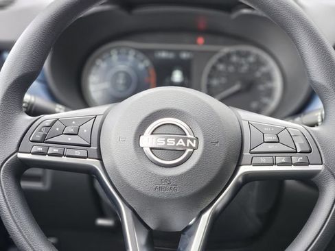 New 2025 Nissan Versa SV w/ Trunk Package FWD image 15