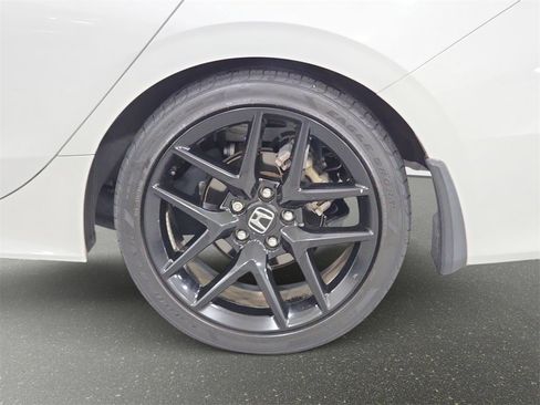 Used 2023 Honda Civic Sport image 29