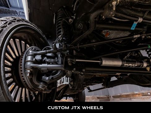 Used 2024 Ford F250 King Ranch w/ Chrome Package image 13