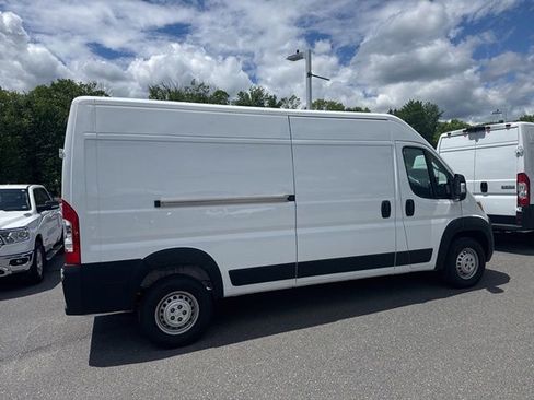 Used 2026 RAM ProMaster 2500 w/ Convenience Group FWD image 17