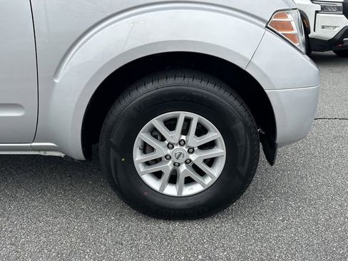 Used 2016 Nissan Frontier SV image 13