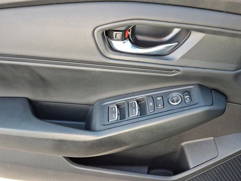 Certified 2024 Honda Accord EX image 12