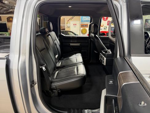 Used 2020 Ford F250 Lariat AWD/4WD image 17