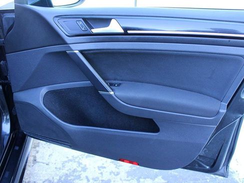 Used 2016 Volkswagen GTI S image 21