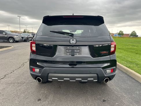 Used 2023 Honda Passport TrailSport image 10