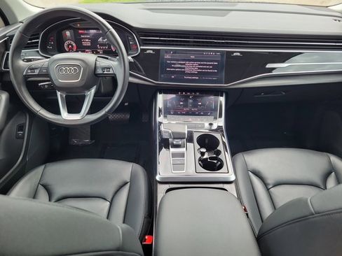 Used 2023 Audi Q7 3.0T Premium image 9
