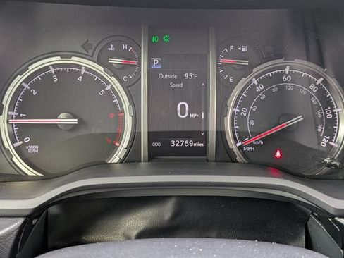 Used 2023 Toyota 4Runner TRD Off-Road Premium w/ Moonroof Package AWD/4WD image 27