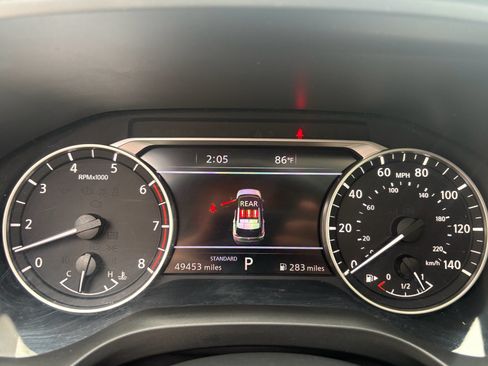 Used 2023 Nissan Rogue SL w/ SL Premium Package FWD image 16