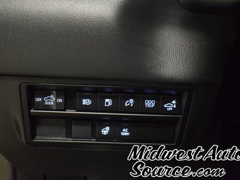 Used 2024 Toyota Tundra Limited image 14