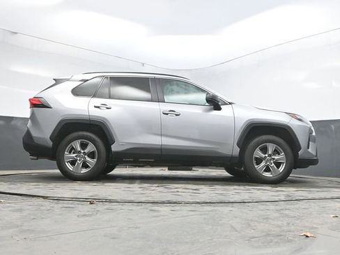 Used 2023 Toyota RAV4 LE image 38