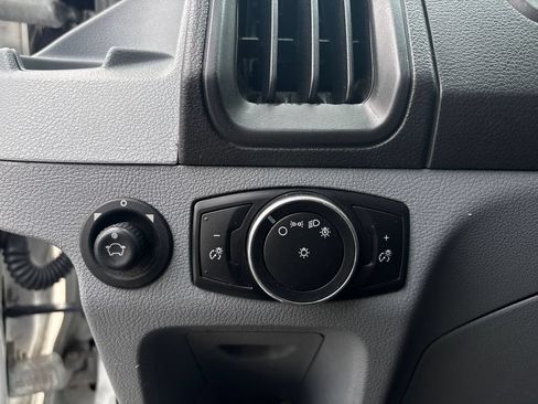 Used 2016 Ford Transit 350 XLT RWD image 30