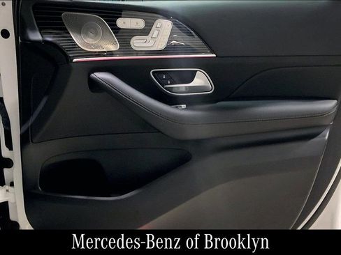 Used 2024 Mercedes-Benz GLE 450 GLE 450 image 25
