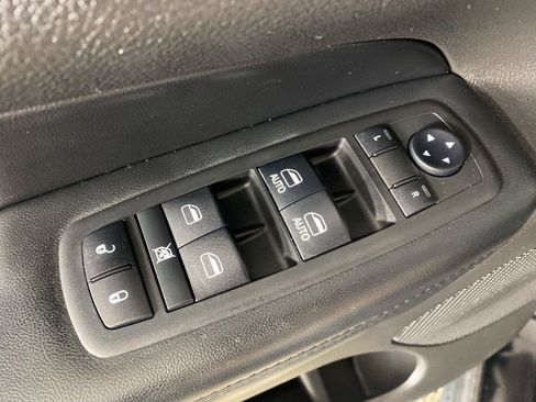 Used 2018 Jeep Grand Cherokee Limited AWD/4WD image 20