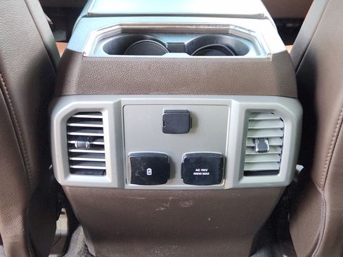 Used 2021 Ford F350 King Ranch w/ King Ranch Ultimate Package AWD/4WD image 30